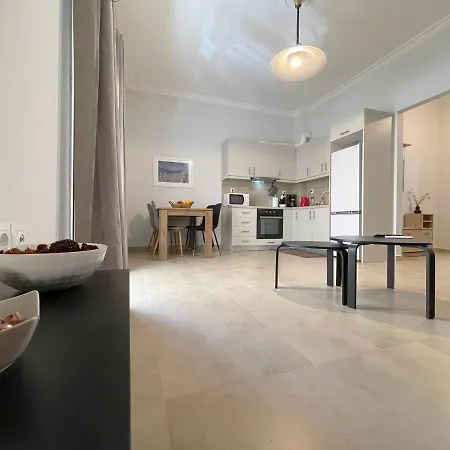 Sokos Residence, 4' Walk From Syngrou-fix Metro Apartament